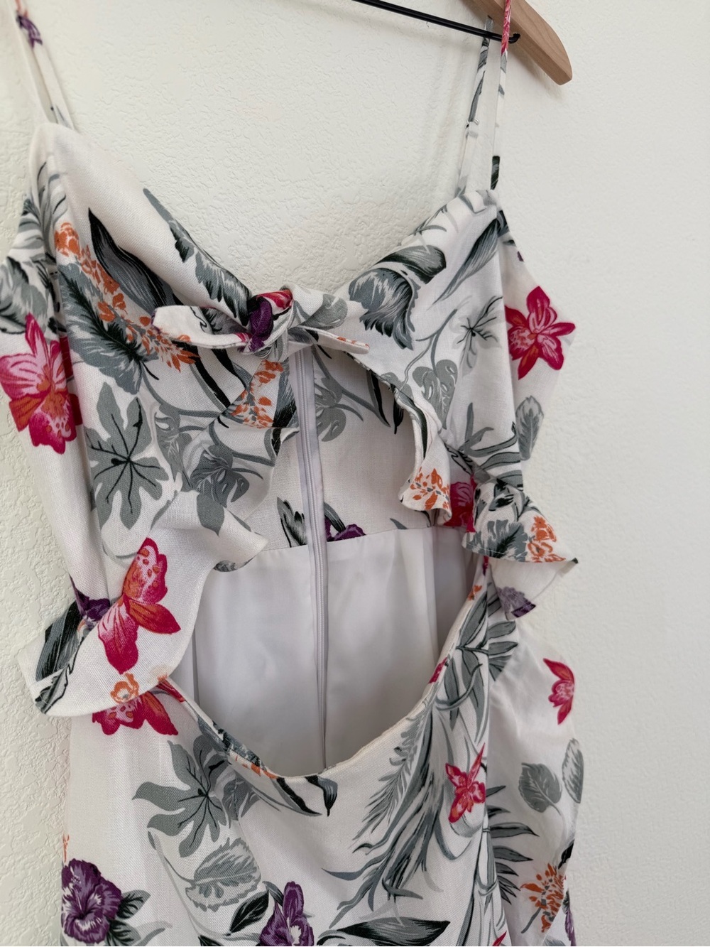 Wayf Mahari Ruffle Knot Front Floral Linen Blend Dress - Picture 15 of 16